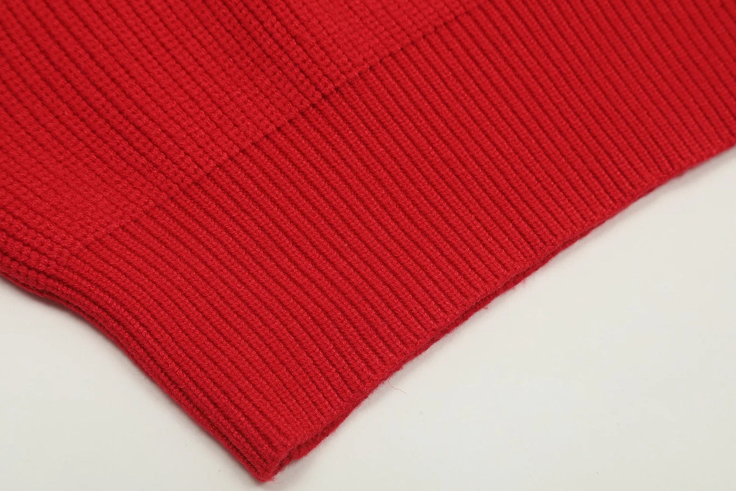 "VL" Knit