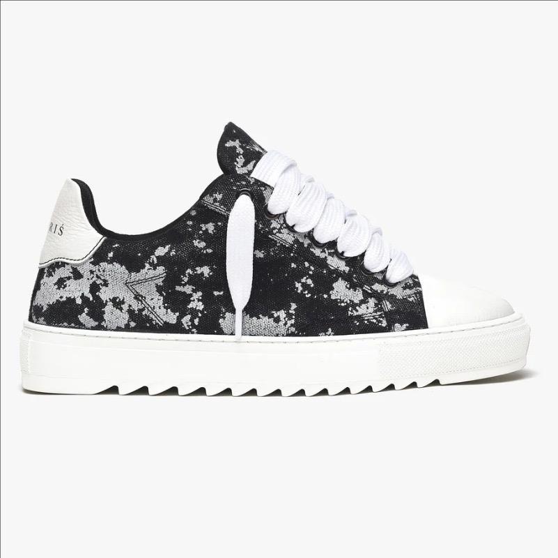 NUM Sneaker